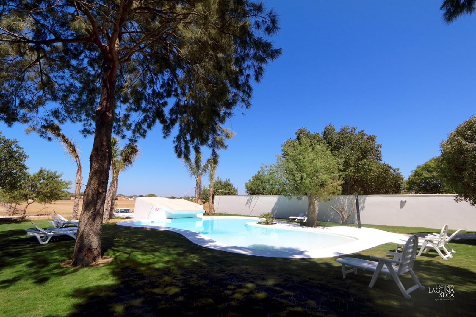Hacienda Laguna Seca - Apart. Lavanda Chiclana de la Frontera Exterior foto
